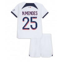 Dětský fotbalový dres Paris Saint-Germain Nuno Mendes #25 2023-24 Venkovní Krátký Rukáv (+ trenýrky)